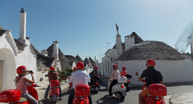 Met de Vespa in groep of individueel door Puglia